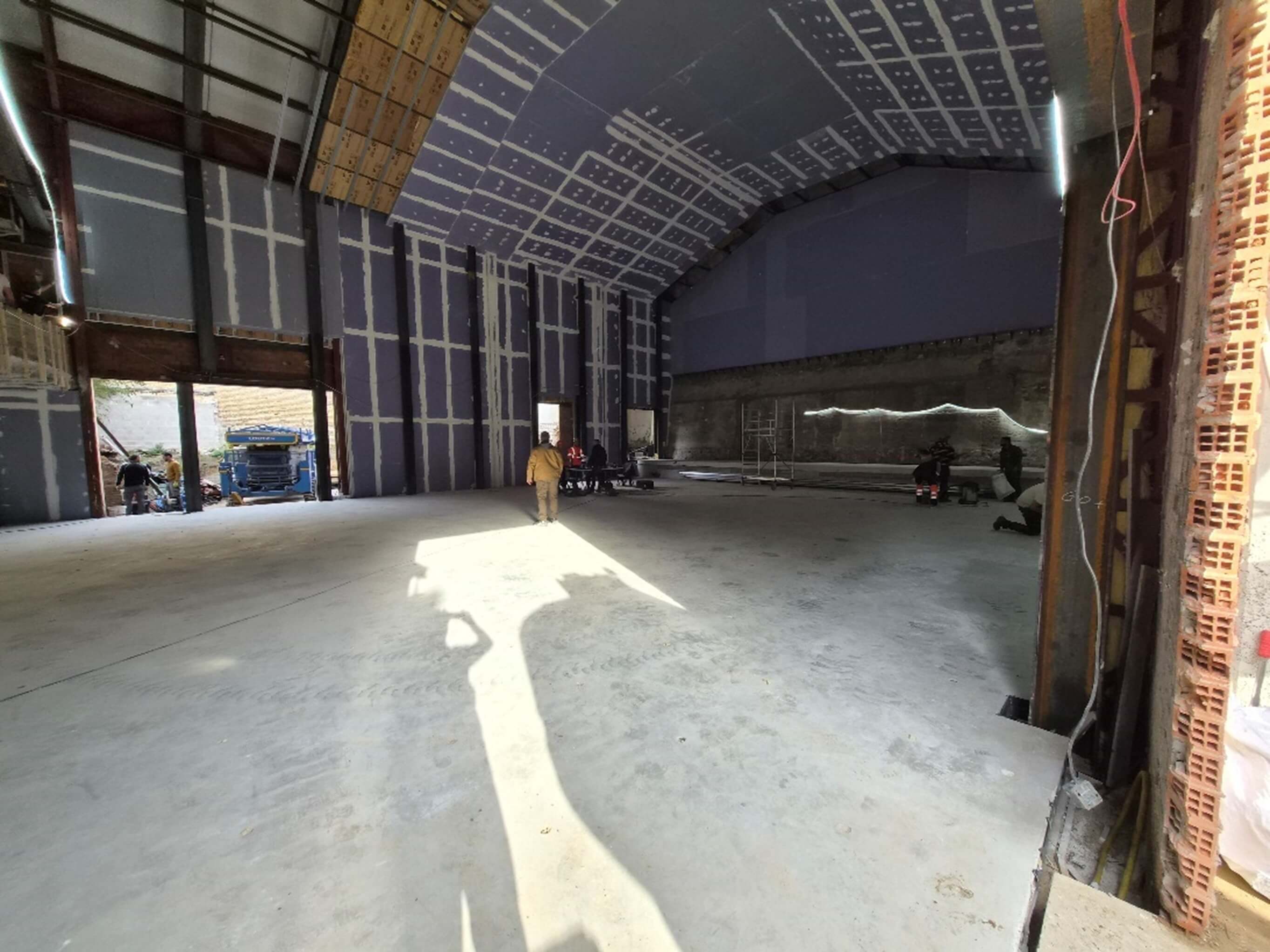 Total surface area of the slab on mounts